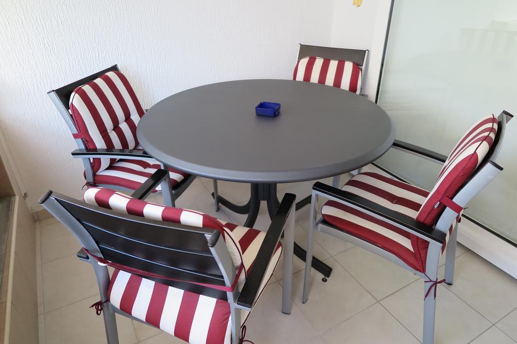 Apartment Omerovic Novaglia Esterno foto
